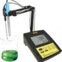 pH Meter, Titrator
