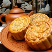 ขนมไหว้พระจันทร์ ( moon cake)